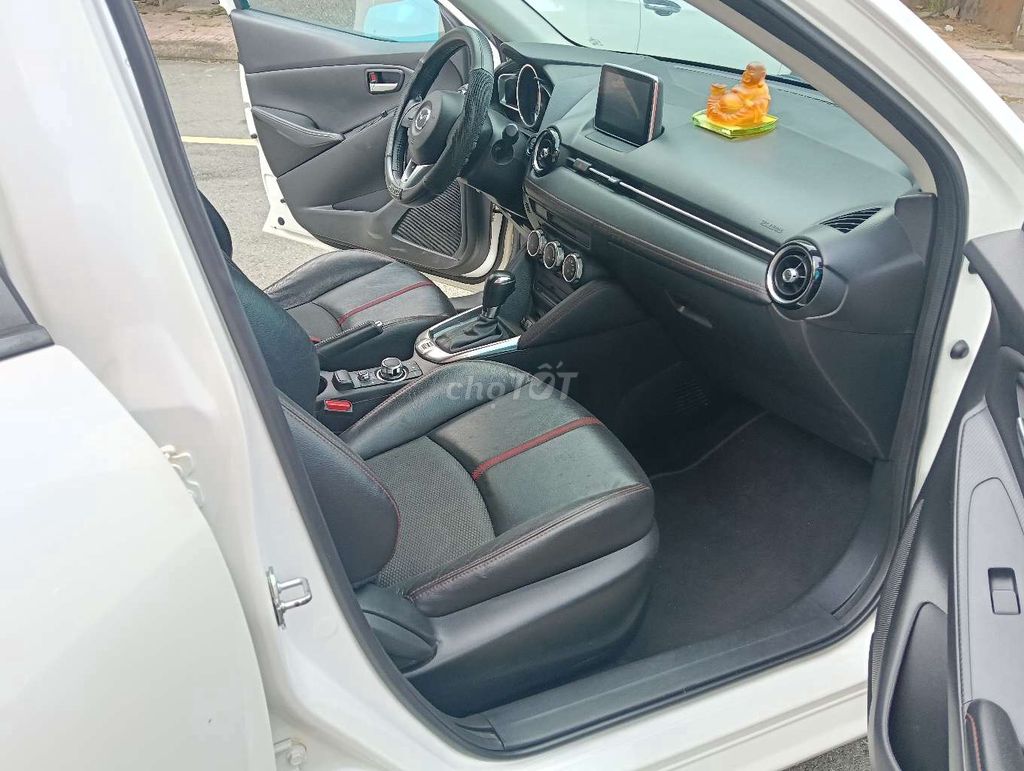 Bán Mazda2 2016 1.5 AT Hatchback Xe Đẹp Sẵn Dùng. Mua bán Ô tô tại Thành phố Biên Hòa Đồng Nai được đăng bởi Trieu Nguyen hình 16