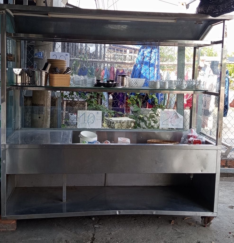 Tủ trưng bày Inox Kính Bạc. Mua bán Tủ, kệ gia đình tại Huyện Cần Giuộc Long An được đăng bởi A Bình  hình 1