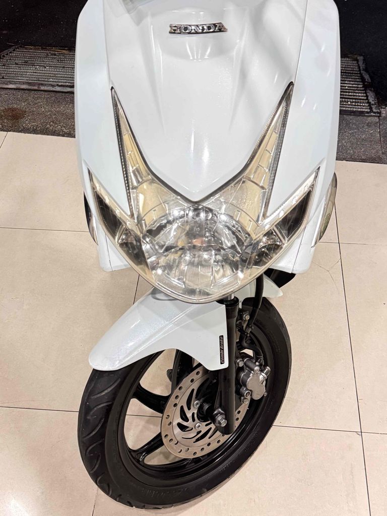 Honda Air Blade 110 Fi тайской сборки 2011 (в чехле), госномер Хошимина