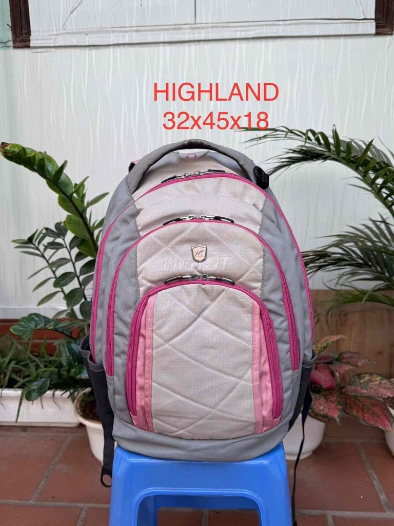 Balo HIGHLAND Vải dù Xám, Hồng Chống nước nhẹ. Mua bán Túi xách tại Huyện Thanh Trì Hà Nội được đăng bởi Gấm Hoa 2Hand hình 1