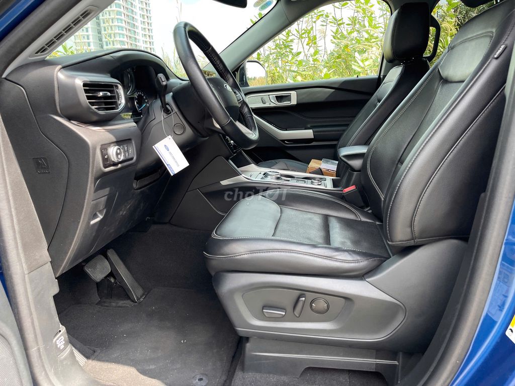 Ford Explorer Limited 2023  - 17000 km. Mua bán Ô tô tại Quận 10 Tp Hồ Chí Minh được đăng bởi Trần Hoàng Long hình 10