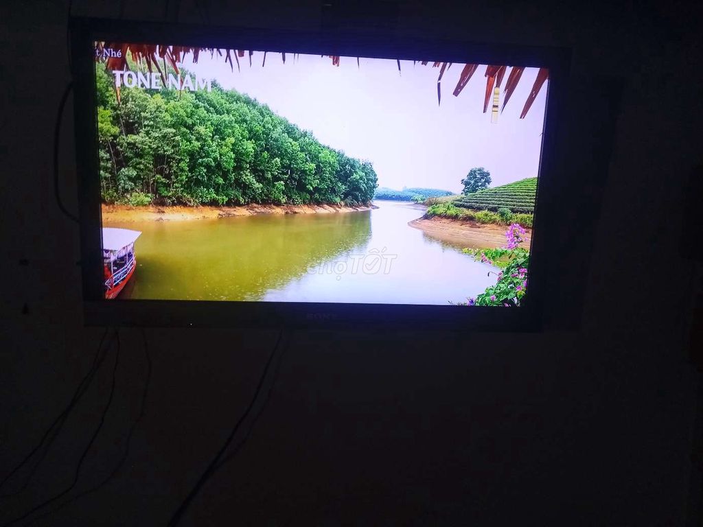 Thanh lý tivi Sony 32 inch đẹp như mới