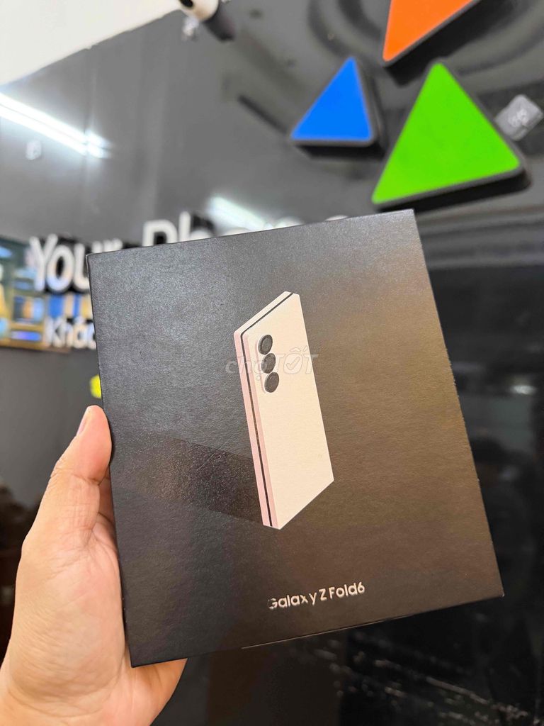 Samsung Z Fold 6 Fullbox chính hãng có trả góp. Mua bán Điện thoại tại Quận Hải Châu Đà Nẵng được đăng bởi Your Phone hình 1