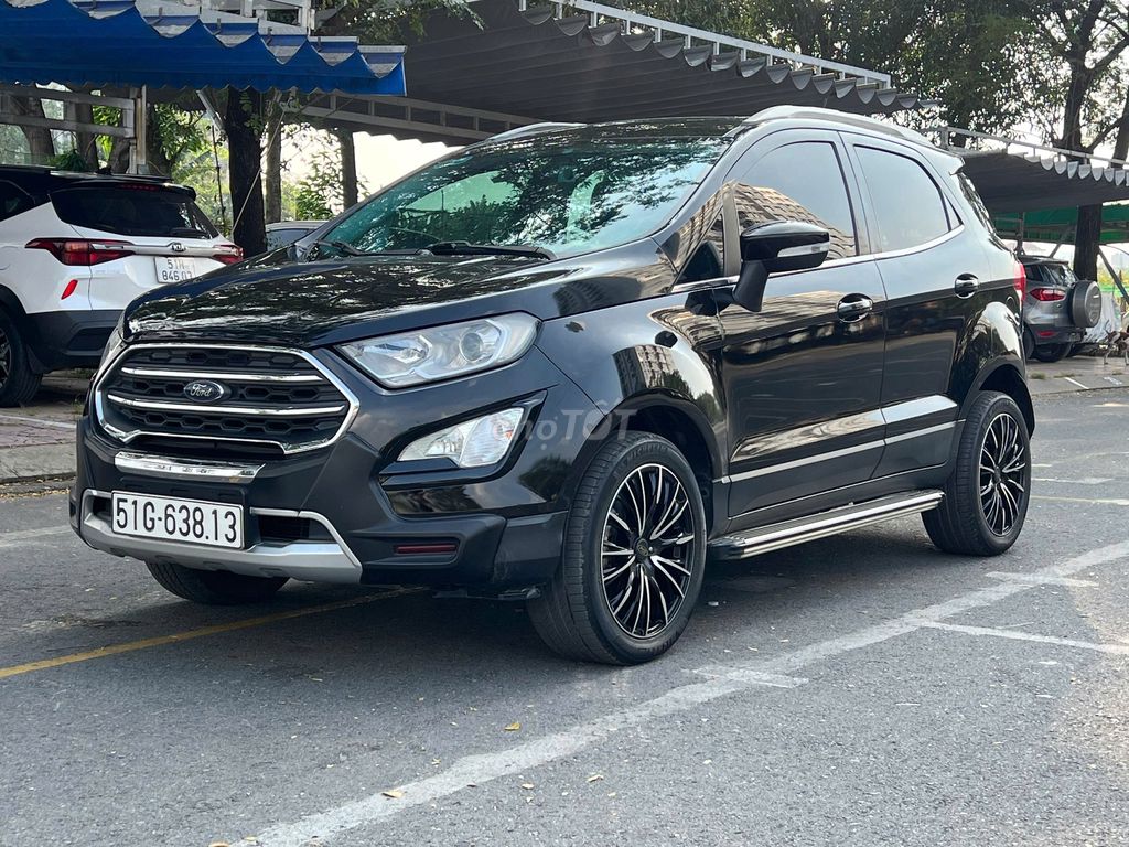 Ford EcoSport 2018 1.5L Titanium AT - màu đen đẹp