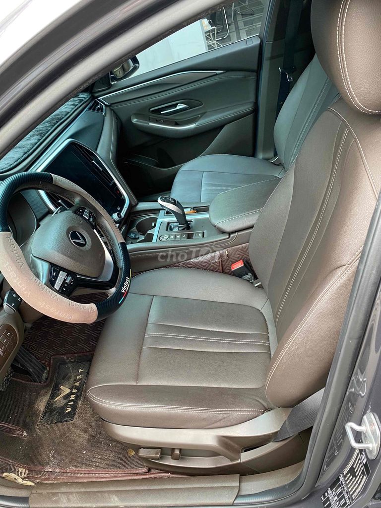Vinfast Lux A 2022 photo 5