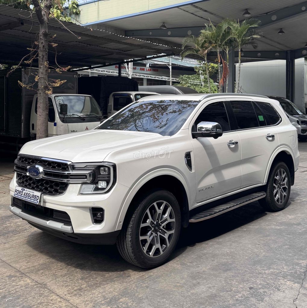 Ford Everest 2022 Titanium+ 2.0L AT 4x4 - 20000 km