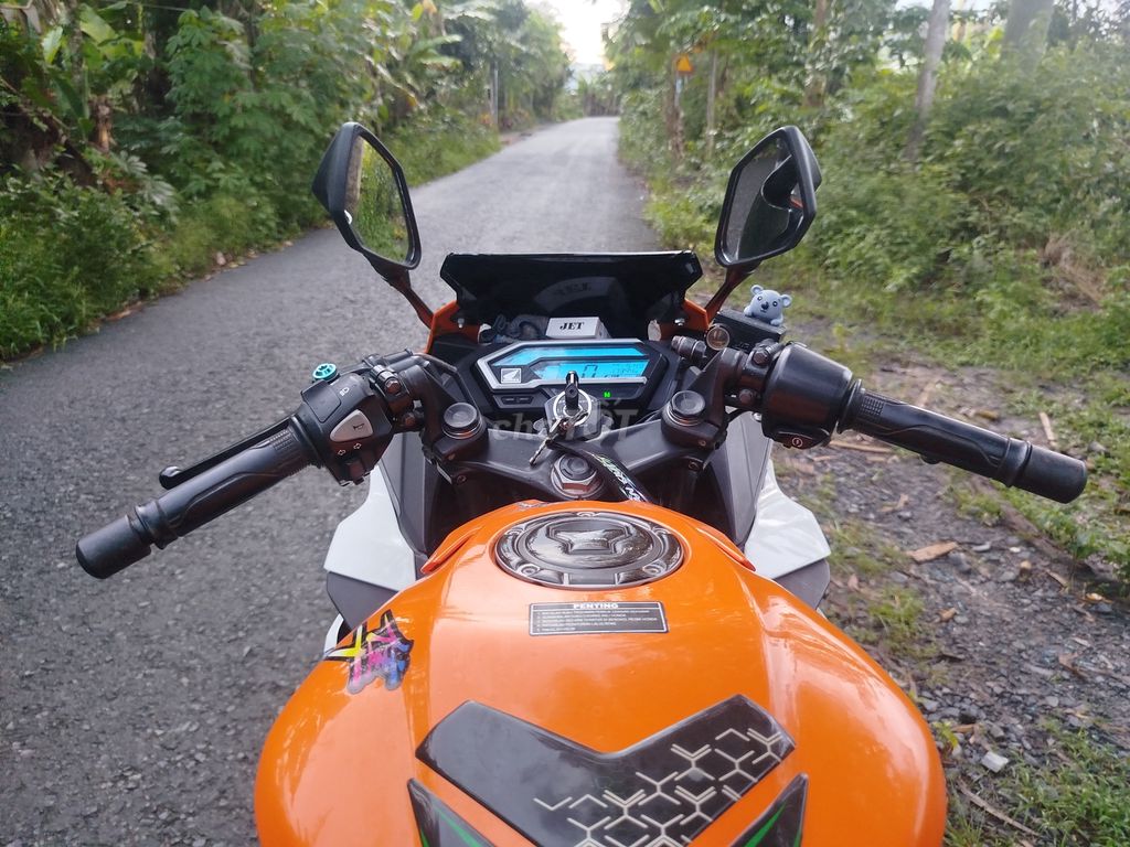 Honda cbr 150 crepsol 2018 cần bán ở đồng tháp. Mua bán Xe máy tại Huyện Lấp Vò Đồng Tháp được đăng bởi Trần thanh qui hình 2