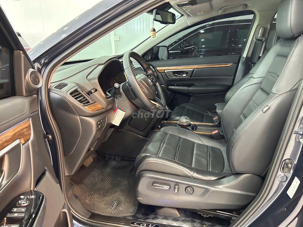 Honda CRV-L 2023, Đi 32.000km, 1 Chủ Biển TP.HCM. Mua bán Ô tô tại Quận 8 Tp Hồ Chí Minh được đăng bởi Tuấn Ô Tô Cũ Sài Gòn hình 6