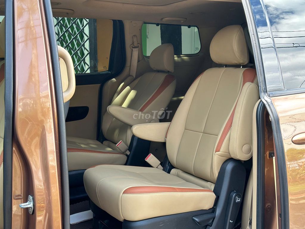 KIA Sedona Full 2021 Песочный Автомат 79.000 км