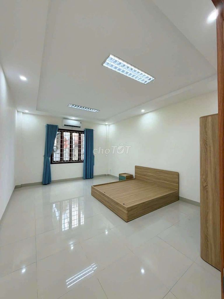 Spacious furnished 5-bedroom house on Trần Thánh Tông — photo 10