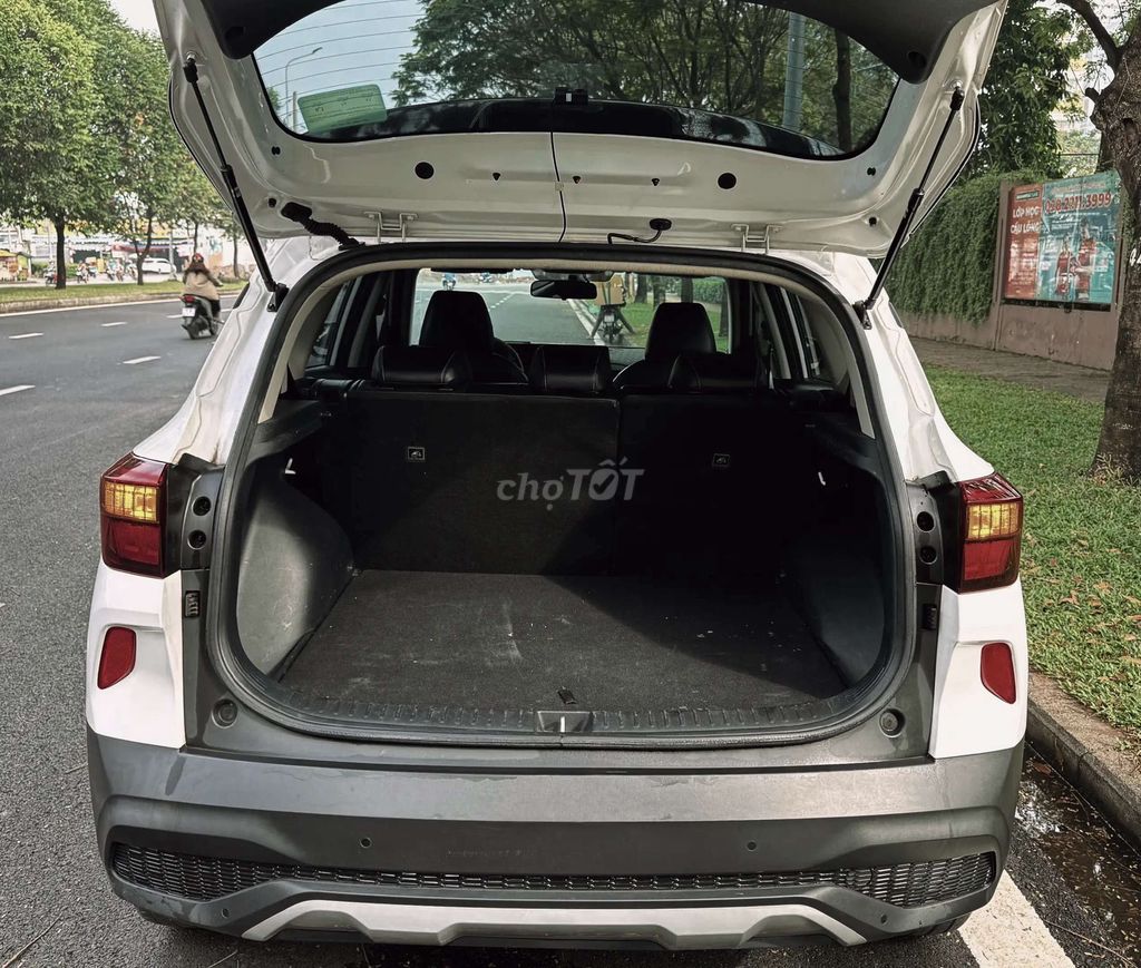 KIA Seltos 2023 Deluxe 1.4 45.000km. Mua bán Ô tô tại Quận Bình Tân Tp Hồ Chí Minh được đăng bởi Duy  hình 13