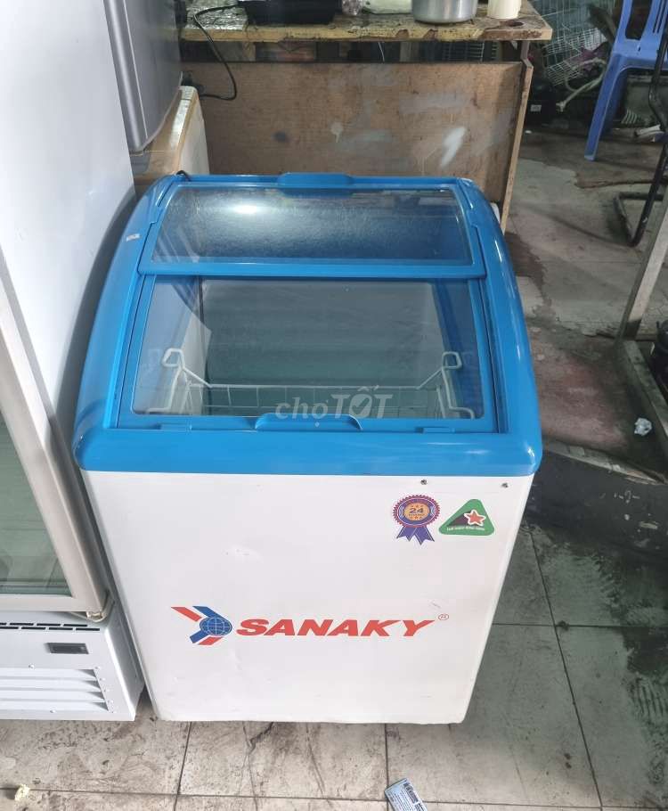 Thanh lý tủ đông  sanaky 100 lít mặt kính chạy tốt