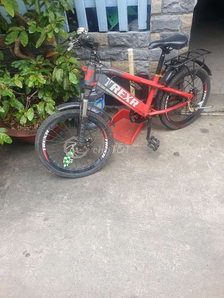 Mình rư hai xe như hình ace can lhm. Mua bán Xe đạp tại Huyện Nhà Bè Tp Hồ Chí Minh được đăng bởi Mua và bán  hình 4