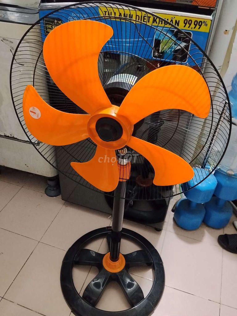 Thanh Lý Quạt + Vỏ bình ga + Bếp Ga. Mua bán Quạt tại Quận Bình Thạnh Tp Hồ Chí Minh được đăng bởi Anh Huy hình 1