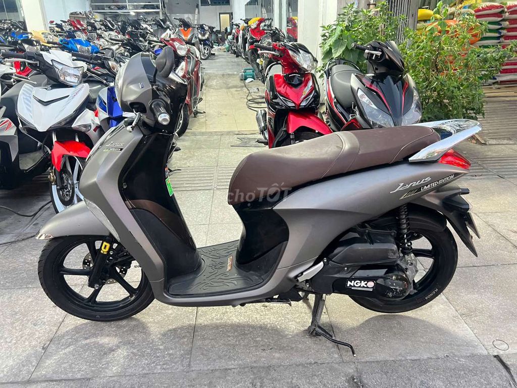 janus khóa smartkey 2020 mới 90% Bstp chính chủ. Mua bán Xe máy tại Quận Tân Phú Tp Hồ Chí Minh được đăng bởi Tuanduy hình 3