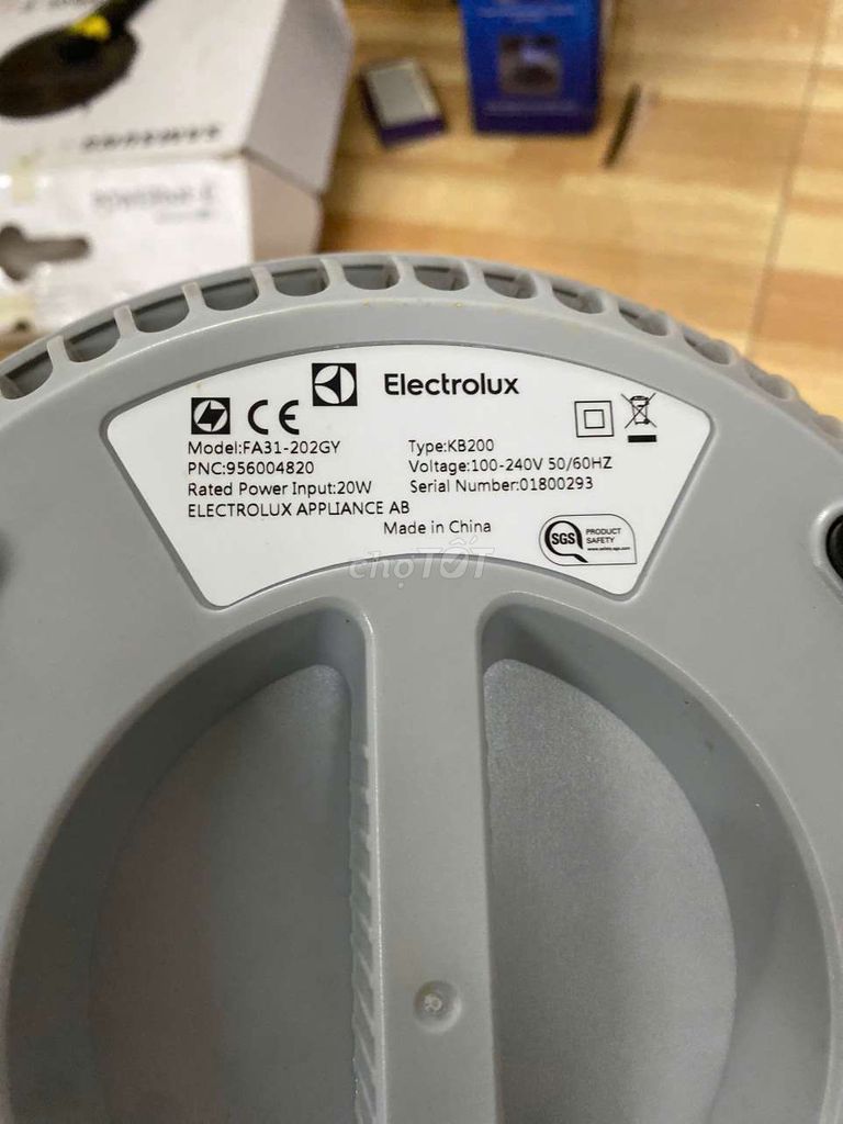 Máy lọc không khí Electrolux FA31-202GY 20W