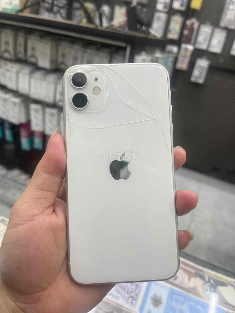 BÁN IPHONE 11 ĐANG MẬT KHẨU MÀN HÌNH