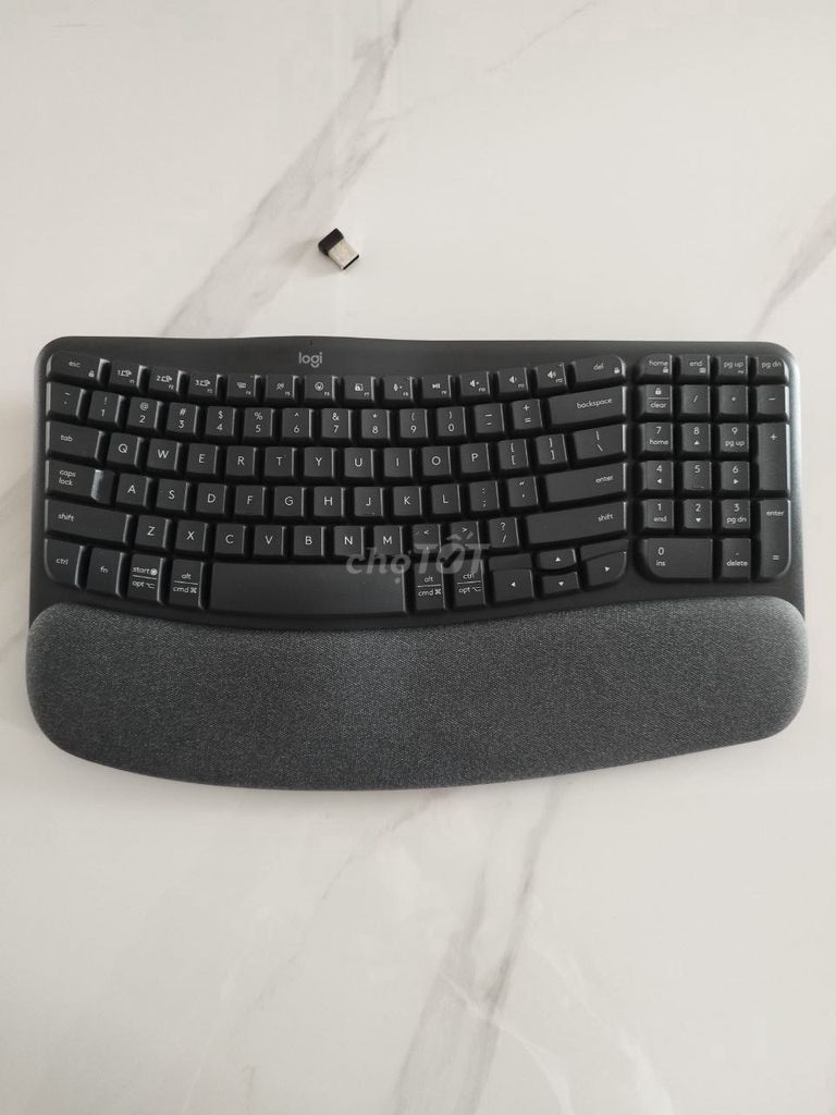 Logitech Wave Keys (Bluetooth) -40% Q9, Long Binh