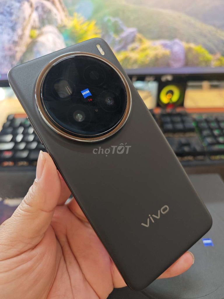 Vivo X200 pro camera top bản 16/512 thoải mái lưu. Mua bán Điện thoại tại Thành phố Buôn Ma Thuột Đắk Lắk được đăng bởi Phúc Khang Mobile hình 1