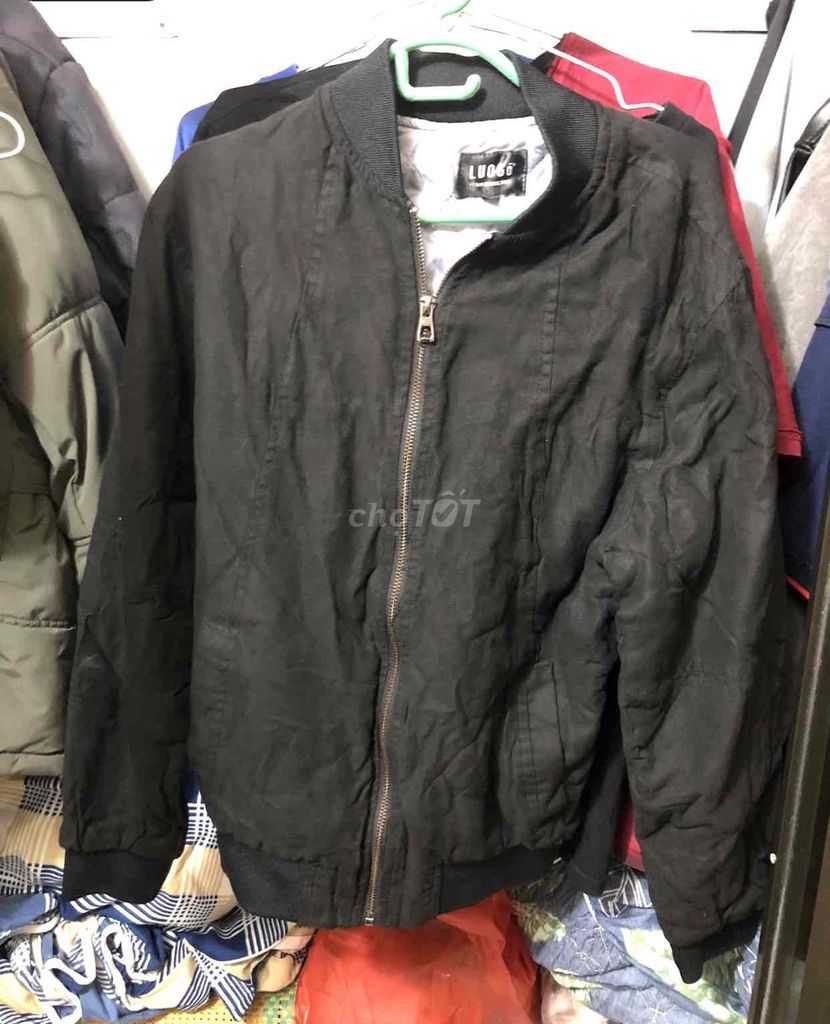 Áo khoác nam đen size S. Mua bán Quần áo tại Quận Đống Đa Hà Nội được đăng bởi nguyen Lam hình 1