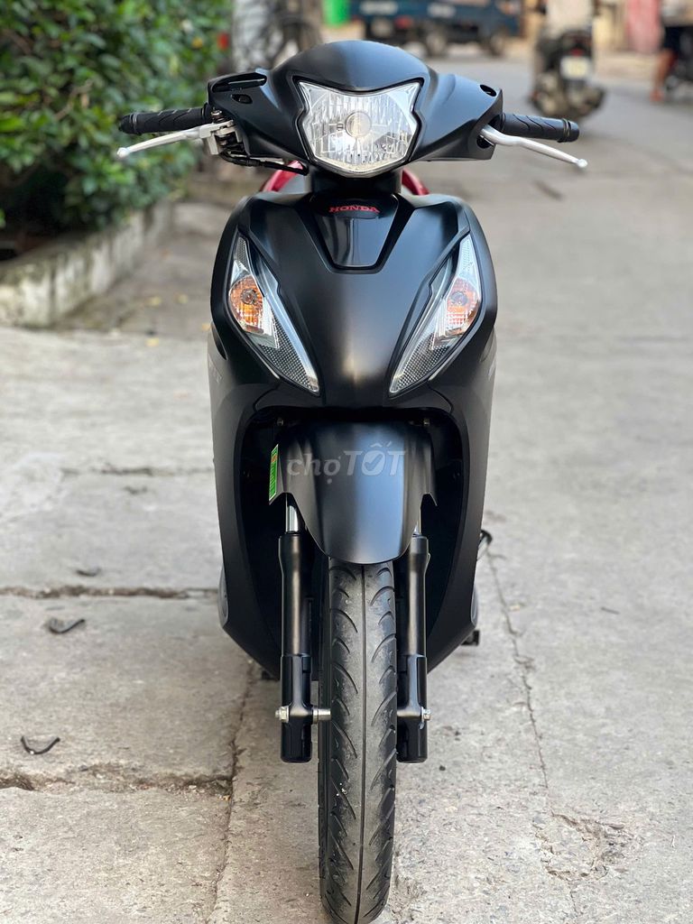 Bán Vision bản thể thao, 2022, chính chủ, zin 100%. Mua bán Xe máy tại Quận Cầu Giấy Hà Nội được đăng bởi Thảo hình 2