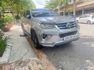 Mình cần bán Fortuner 2017 máy xăng số tự động. Mua bán Ô tô tại Thành phố Dĩ An Bình Dương được đăng bởi xetaigiare