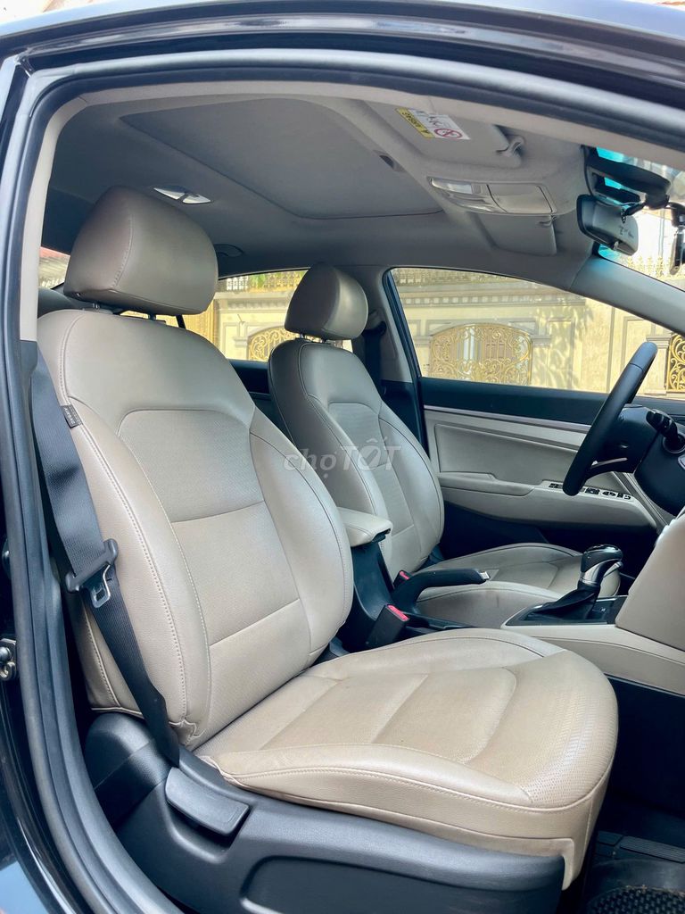 Hyundai Elantra 2019 1.6 AT - 100000 km. Mua bán Ô tô tại Thành phố Dĩ An Bình Dương được đăng bởi Siêu Thị Ô Tô Bình Dương  hình 14