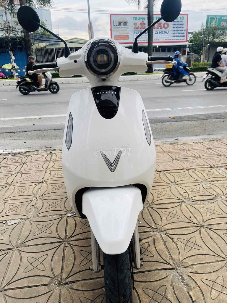 EVO200 SIÊU ĐẸP KO VẾT XƯỚC. Mua bán Xe điện tại Quận Ninh Kiều Cần Thơ được đăng bởi KEN EBIKE CẦN THƠ hình 1