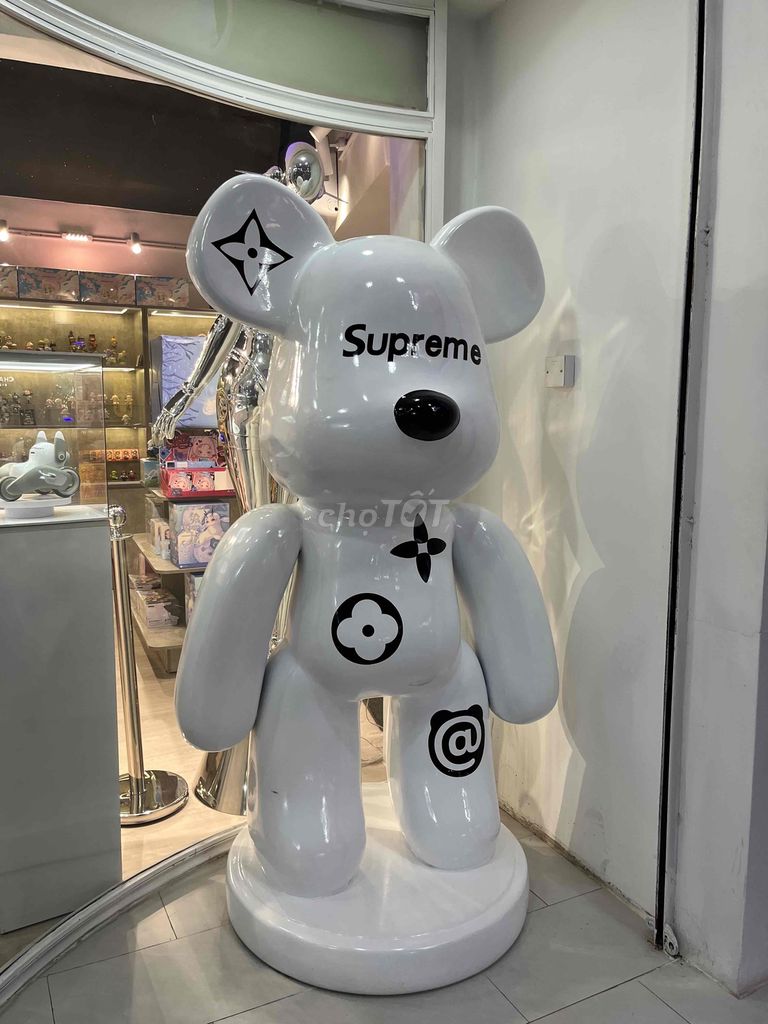 thanh lí mô hình Be@rbrick x Sup