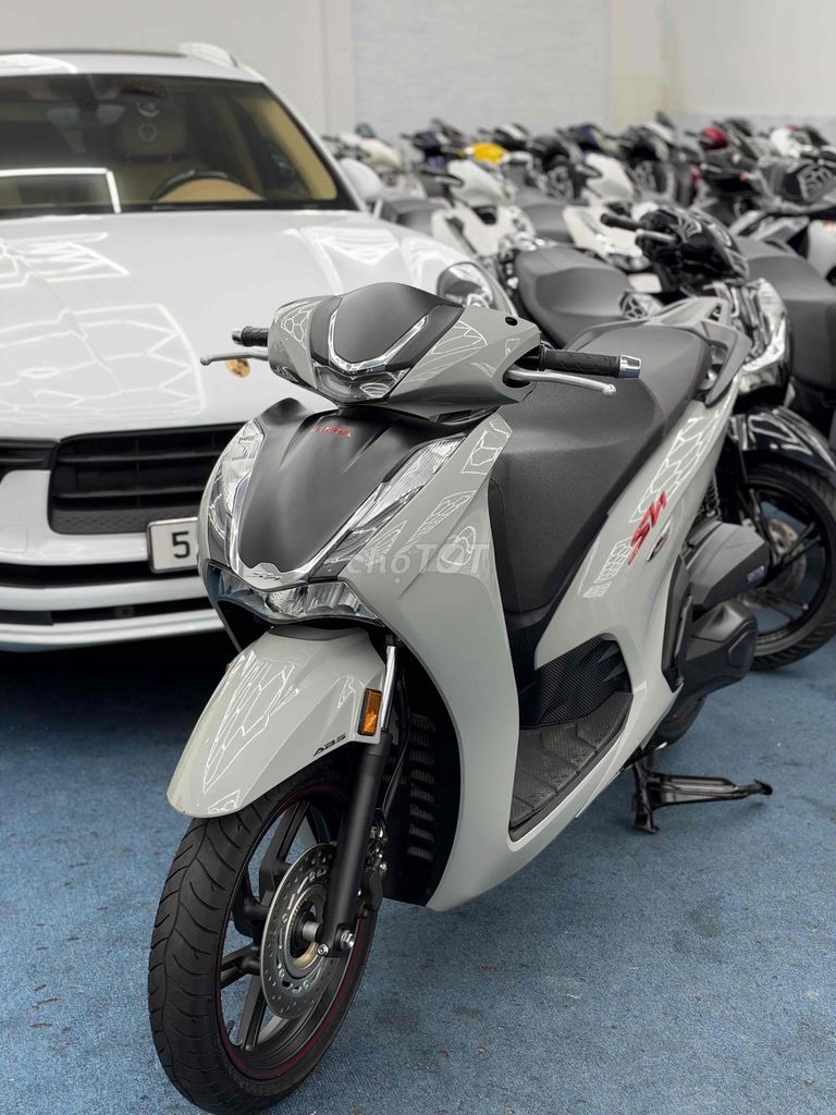 Honda SH 350i 2022 пробег 6к Хошимин