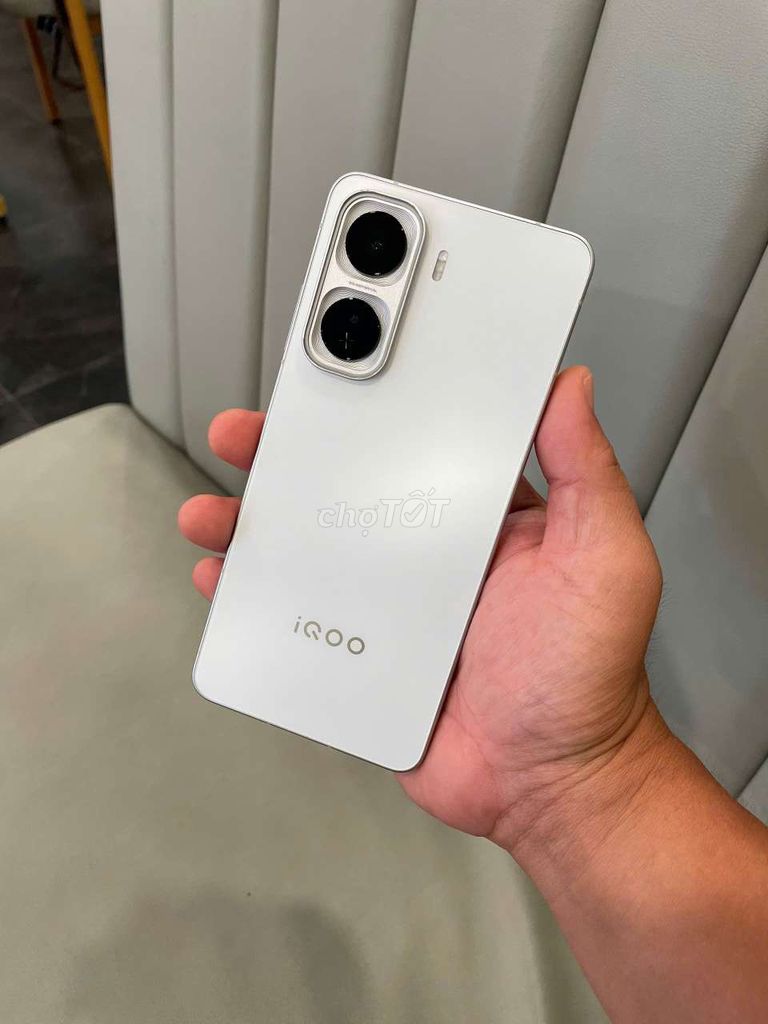 Vivo IQOO Neo 11 12GB/256GB Trắng. Mua bán Điện thoại tại Huyện Diên Khánh Khánh Hòa được đăng bởi Ken hình 1