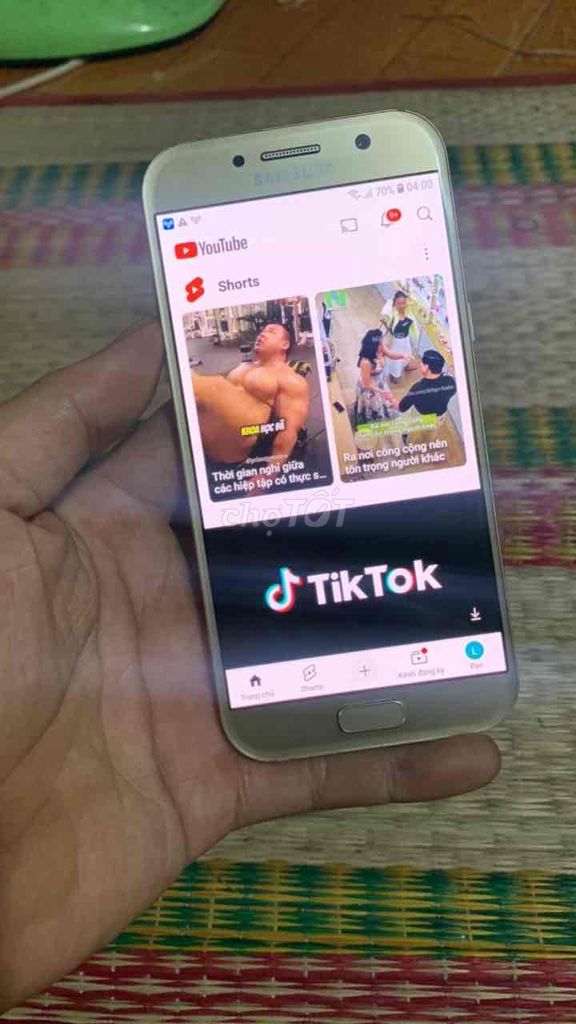 Samsung A5 2017 32GB Vàng nguyên zin. Mua bán Điện thoại tại Quận Bình Tân Tp Hồ Chí Minh được đăng bởi hn hình 1