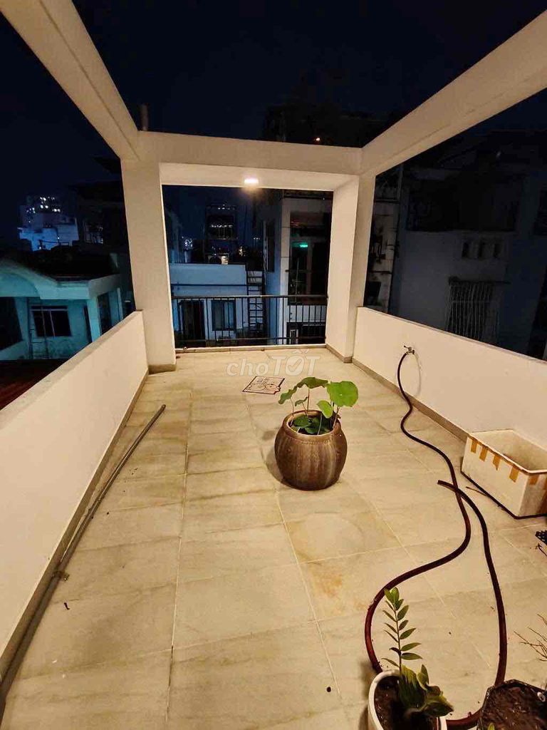 Nhà Hẻm thông Trần Khánh Dư 5 tầng 6PN, 6WC Hd thuê 23tr giá nhỉnh 9ty. Mua bán nhà ở tại Quận 1 Tp Hồ Chí Minh được đăng bởi Trần Hiếu hình 1