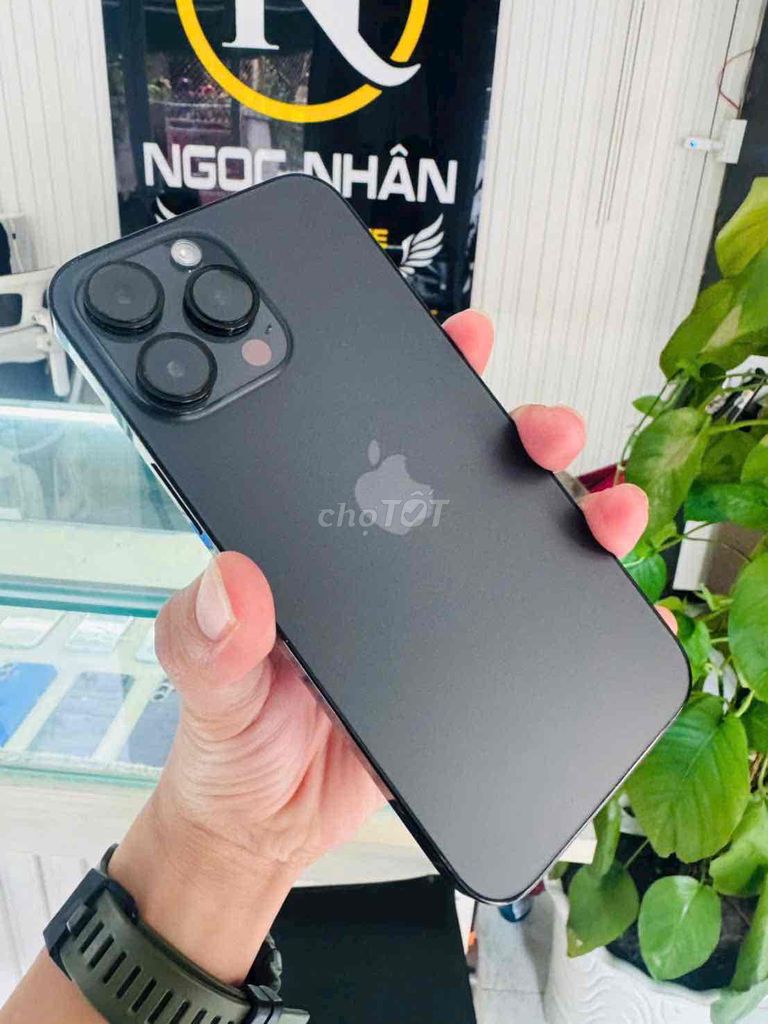 Apple iPhone 14 Pro Max 512GB Đen Mỹ Zin chất đẹp. Mua bán Điện thoại tại Thành phố Biên Hòa Đồng Nai được đăng bởi Oanh Hoang hình 1