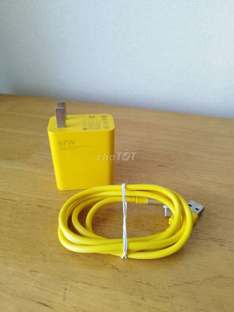 Sạc điện thoại Xiaomi 67W k40 gaming màu vàng. Mua bán Phụ kiện (Màn hình, Chuột...) tại Quận Tân Phú Tp Hồ Chí Minh được đăng bởi Đức Nguyễn hình 1
