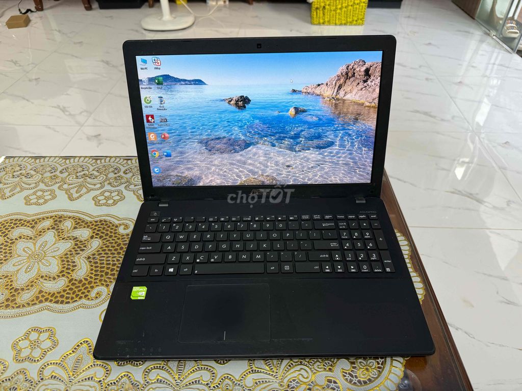 asus X550LD i5-4210U/8gb/128gb/nvidia 820M pin 2h