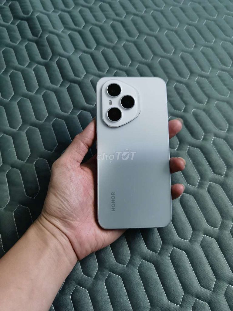 Honor 400 Pro 12GB/256GB Bạc. Mua bán Điện thoại tại Huyện Châu Thành Bến Tre được đăng bởi minh minh hình 1