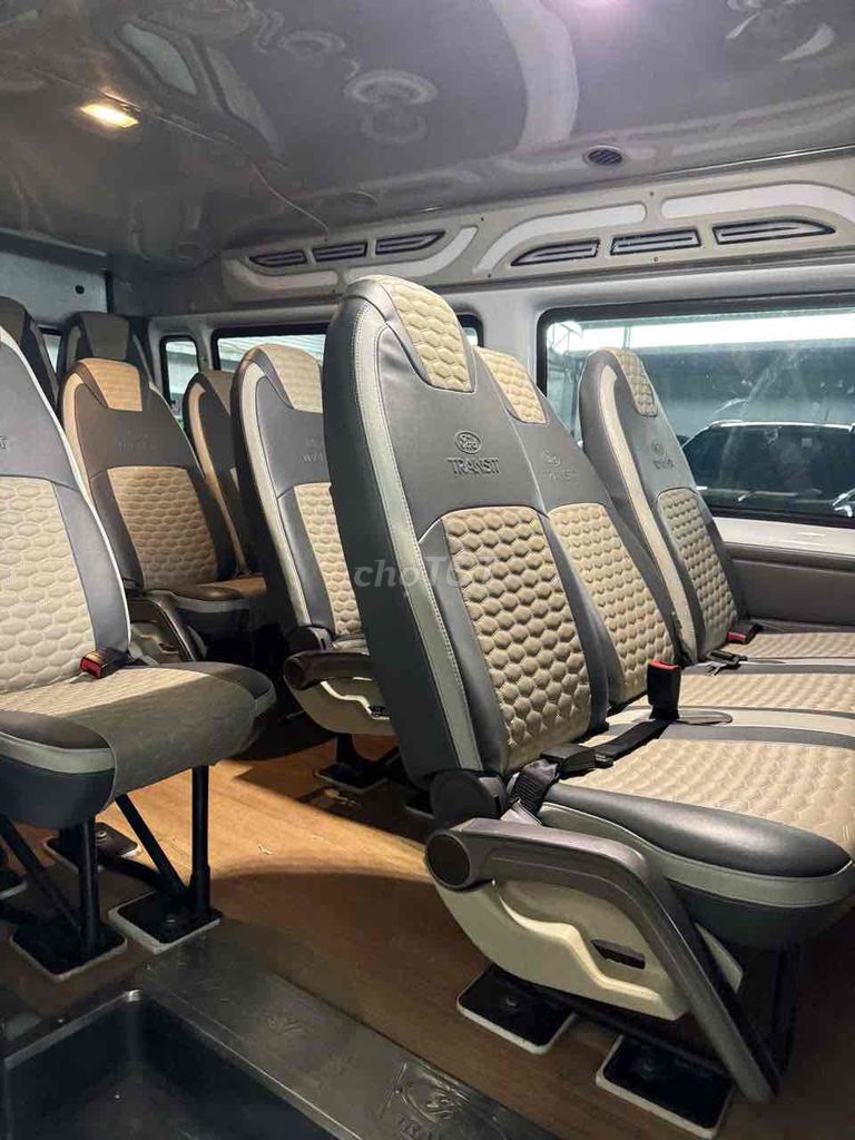 Transit 2024 Xe Lên Đủ Đồ - Bán Tại Hãng Ford. Mua bán Ô tô tại Quận Tân Bình Tp Hồ Chí Minh được đăng bởi FORD PHỔ QUANG XE CŨ hình 4