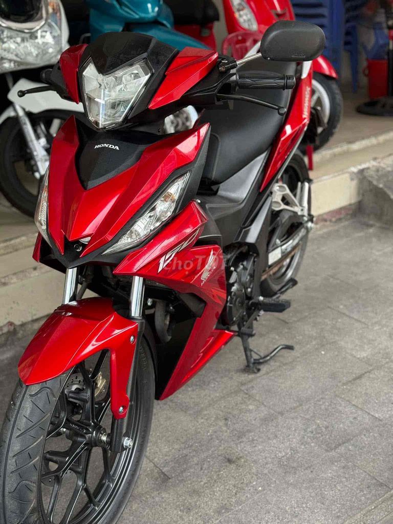 Honda Winner V1 Красный