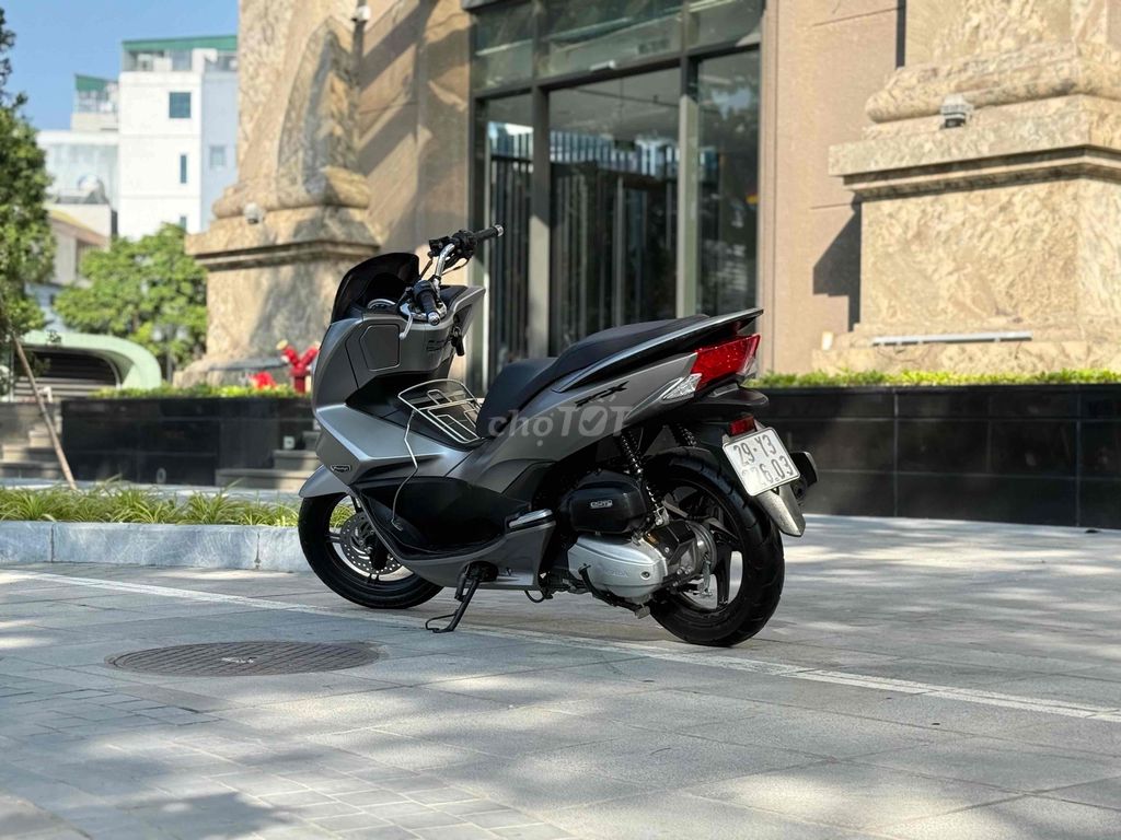 Honda PCX125 Classic 2015 Bạc Nhám Đẹp Nguyên. Mua bán Xe máy tại Quận Ba Đình Hà Nội được đăng bởi Xe Máy Nam Thi hình 13