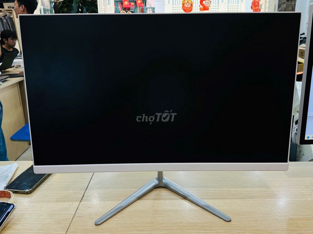 Máy tính All-in-One Core i7 9850H RAM 8GB 256GB. Mua bán Máy tính để bàn tại Quận Đống Đa Hà Nội được đăng bởi Thế Hoàng hình 1