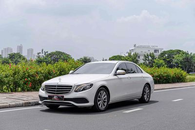 E200 Facelift - 2019 màu trắng/ nt nâu sang trọng. Mua bán Ô tô tại Quận 7 Tp Hồ Chí Minh được đăng bởi Dương Phương