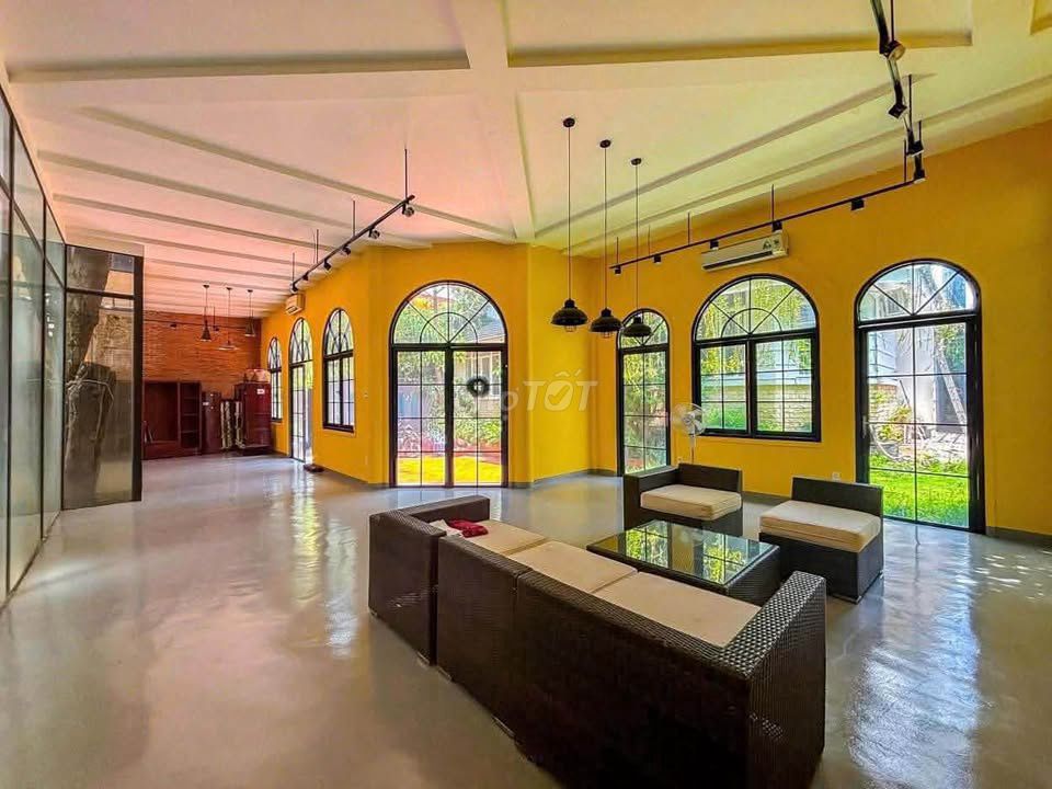 CHO THUÊ VILA SÂN VƯỜN TRỤC XUÂN THỦY THẢO ĐIỀN