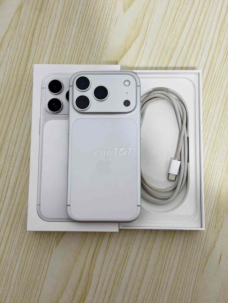 iPhone 17 Pro 256GB Bạc FULLBOX Keng APPLE 03/2027. Mua bán Điện thoại tại Quận 10 Tp Hồ Chí Minh được đăng bởi iStockHCM hình 1