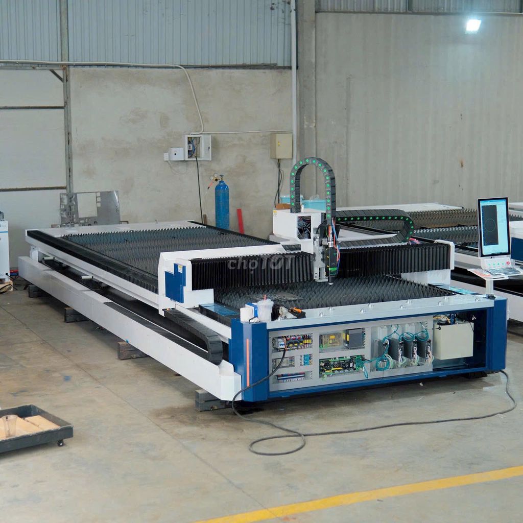 Máy cắt laser fiber 6000W. Mua bán Đồ chuyên dụng, Giống nuôi trồng tại Thành phố Dĩ An Bình Dương được đăng bởi Diệu My CNC hình 1