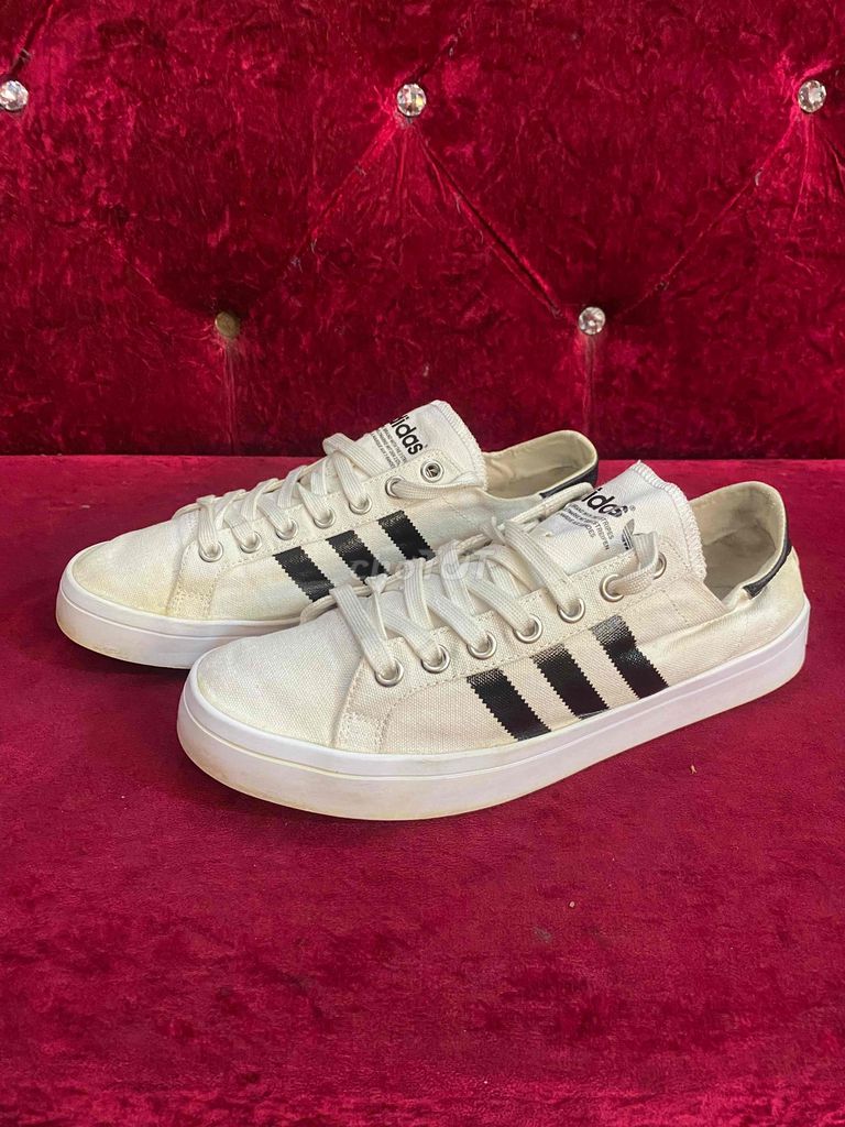 Giày thể thao Adidas Abaca Trắng Đen 44. Mua bán Giày dép tại Huyện Hóc Môn Tp Hồ Chí Minh được đăng bởi Giày Hiệu Cũ hình 1