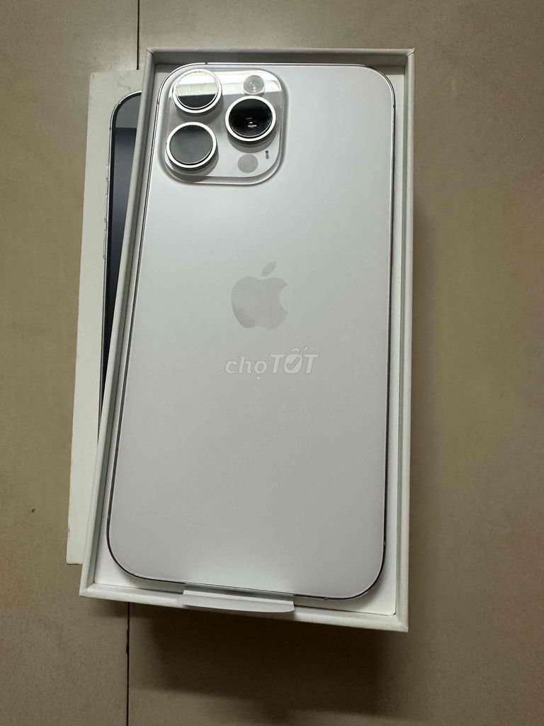 iPhone 16 Pro Max Trắng 256GB VN/A. Mua bán Điện thoại tại Quận 5 Tp Hồ Chí Minh được đăng bởi CrisJr hình 1