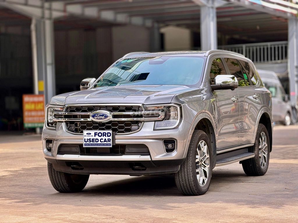 Ford Everest Titanium 2026, почти новый, один владелец