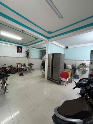Rent · 4 bd · 154 м² · Quận 7, ул. Đường Lâm Văn Bền