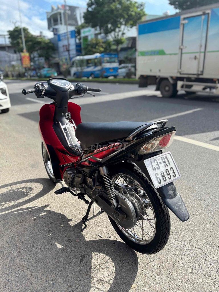 Yamaha Jupiter gravitar RC đỏ đen ,bs 43. Mua bán Xe máy tại Quận Liên Chiểu Đà Nẵng được đăng bởi quang chuyên hình 5